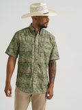 MENS WRANGLER ALL TERRAIN GEAR MEN'S PRINT PERFORMANCE SHIRT - Olivine