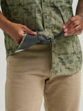 MENS WRANGLER ALL TERRAIN GEAR MEN'S PRINT PERFORMANCE SHIRT - Olivine