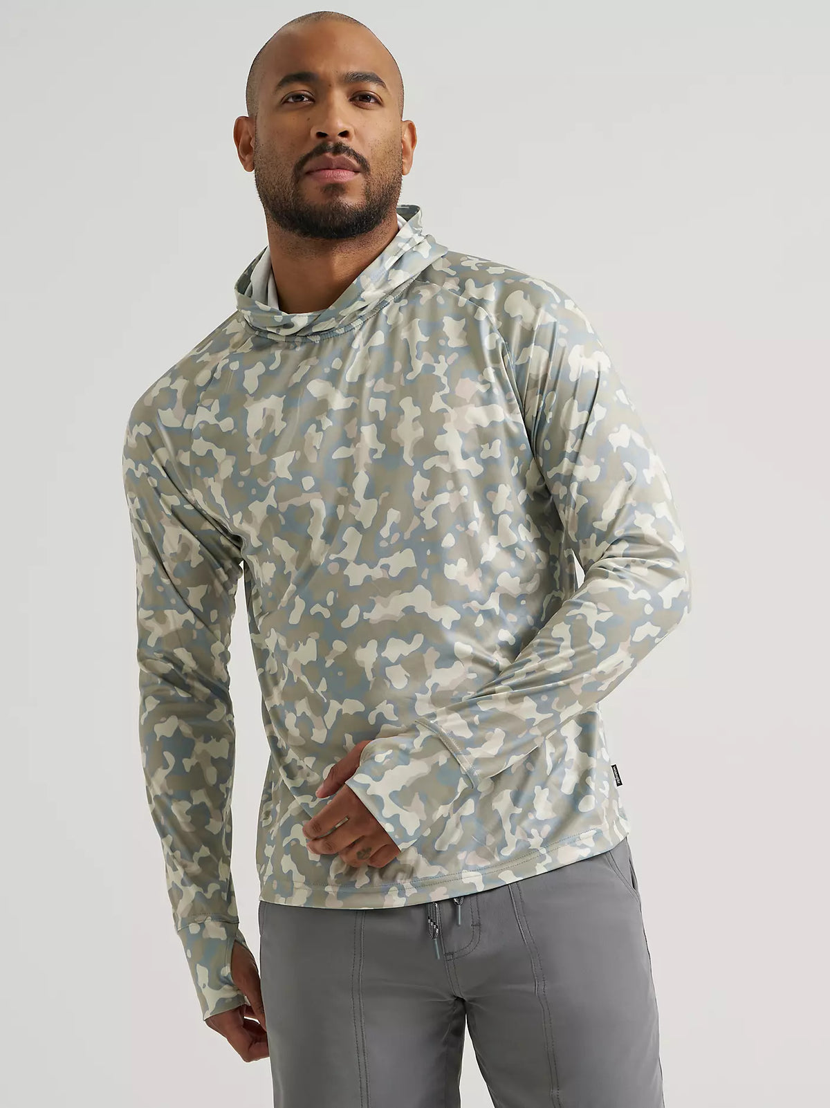 MENS ATG -X- Wrangler® Hooded Sun Tee - Abyss Print