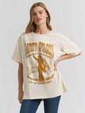 WOMEN'S LAINEY WILSON X WRANGLER BUZZARDS OVERSIZED TEE - BIRCH