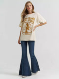 WOMEN'S LAINEY WILSON X WRANGLER BUZZARDS OVERSIZED TEE - BIRCH