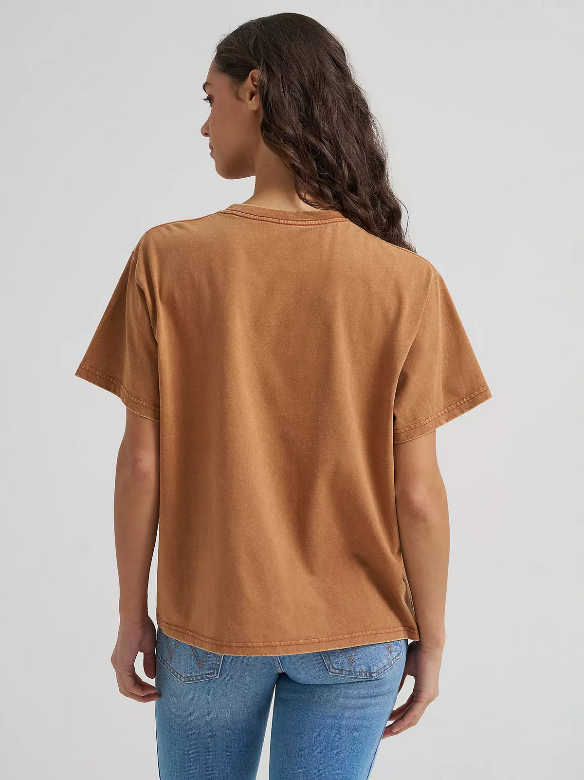 WRANGLER WOMEN'S RIDER GIRLFRIEND GRAPHIC TEE - Argan Oil