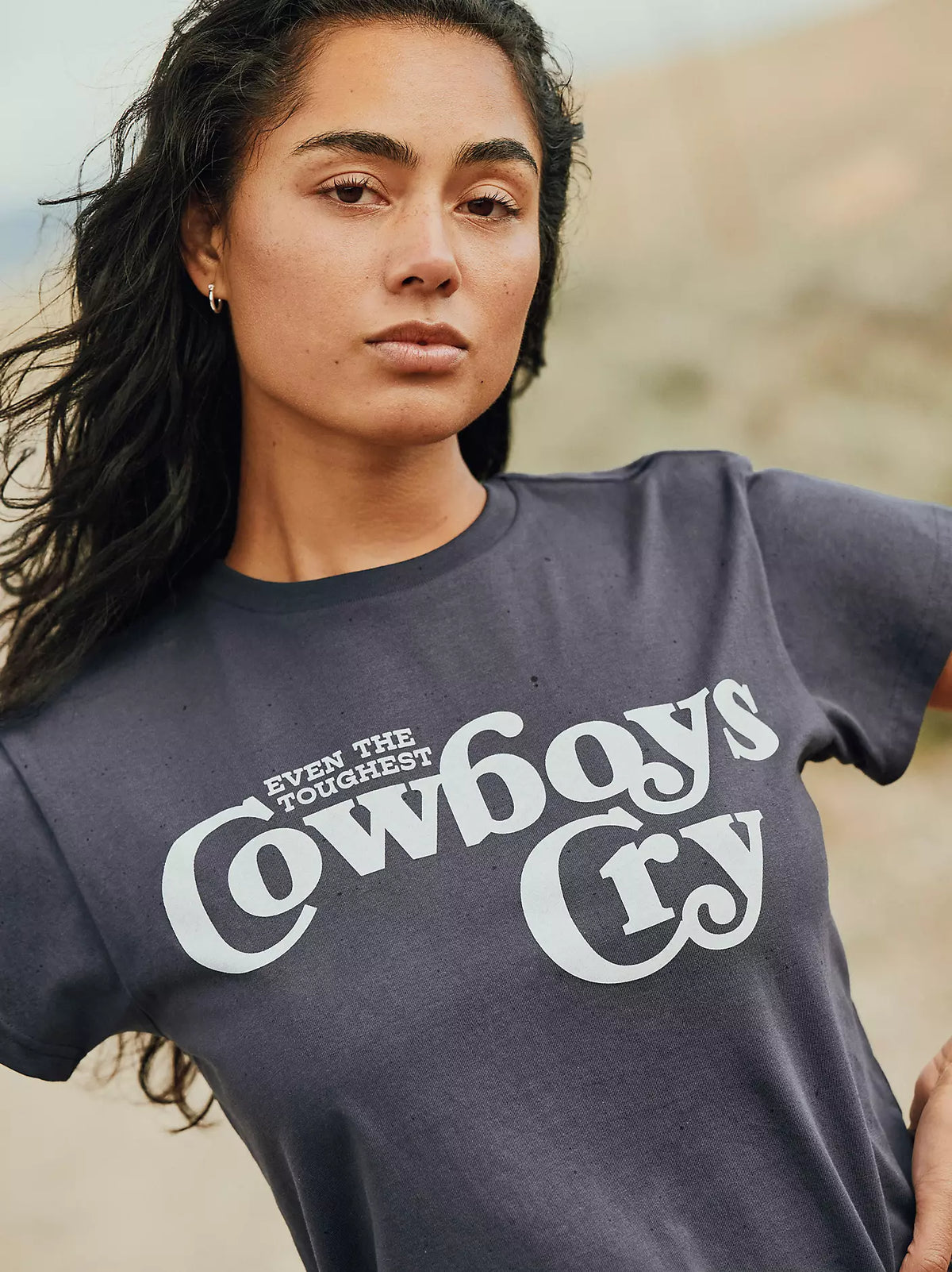 WRANGLER WOMEN'S COWBOYS CRY RETRO REG GRAPHIC TEE - Ombre Blue