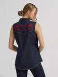 WOMEN'S LAINEY WILSON X WRANGLER EMBROIDERED SLEEVELESS DENIM SHIRT - Dark Rinse