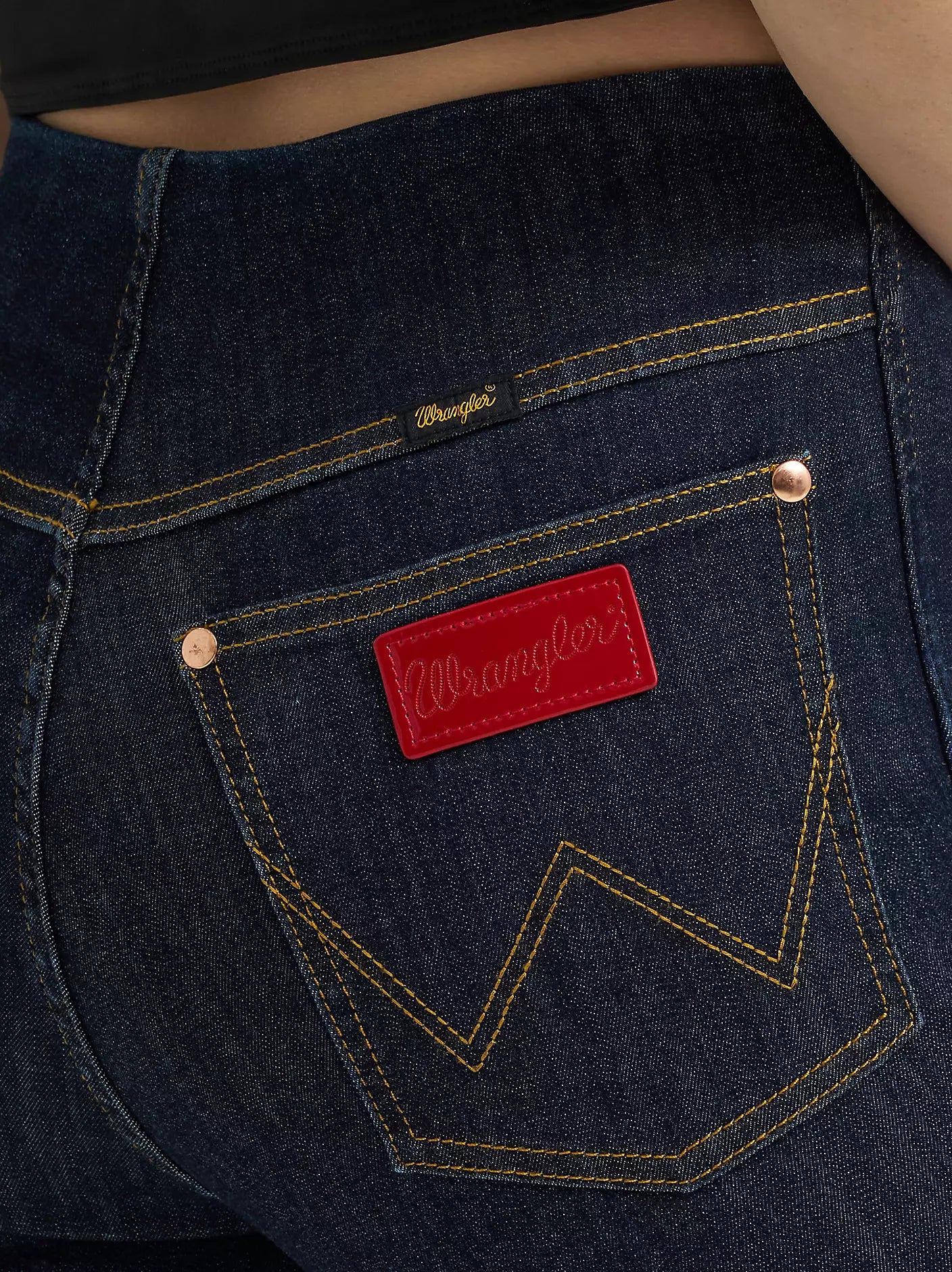 WOMEN'S LAINEY WILSON X WRANGLER FLAME PULL ON BELL BOTTOMS