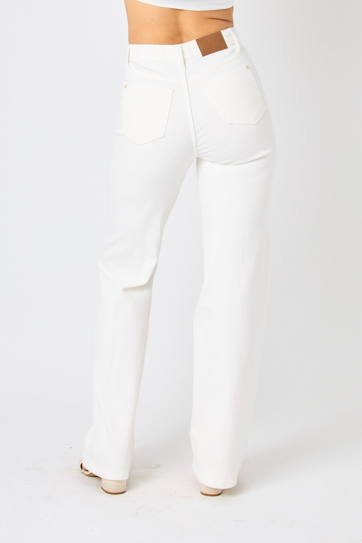 JUDY BLUE HIGH WAIST BRAIDED WAISTBAND DETAIL WIDE LEG - WHITE