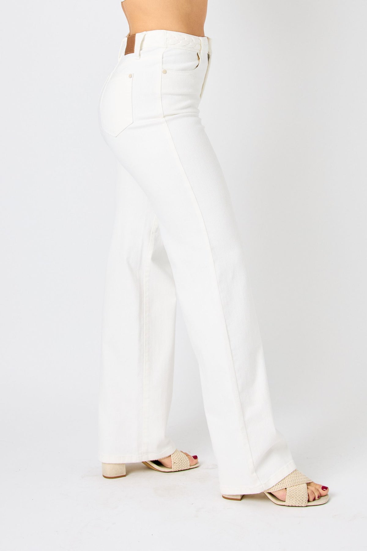 JUDY BLUE HIGH WAIST BRAIDED WAISTBAND DETAIL WIDE LEG - WHITE