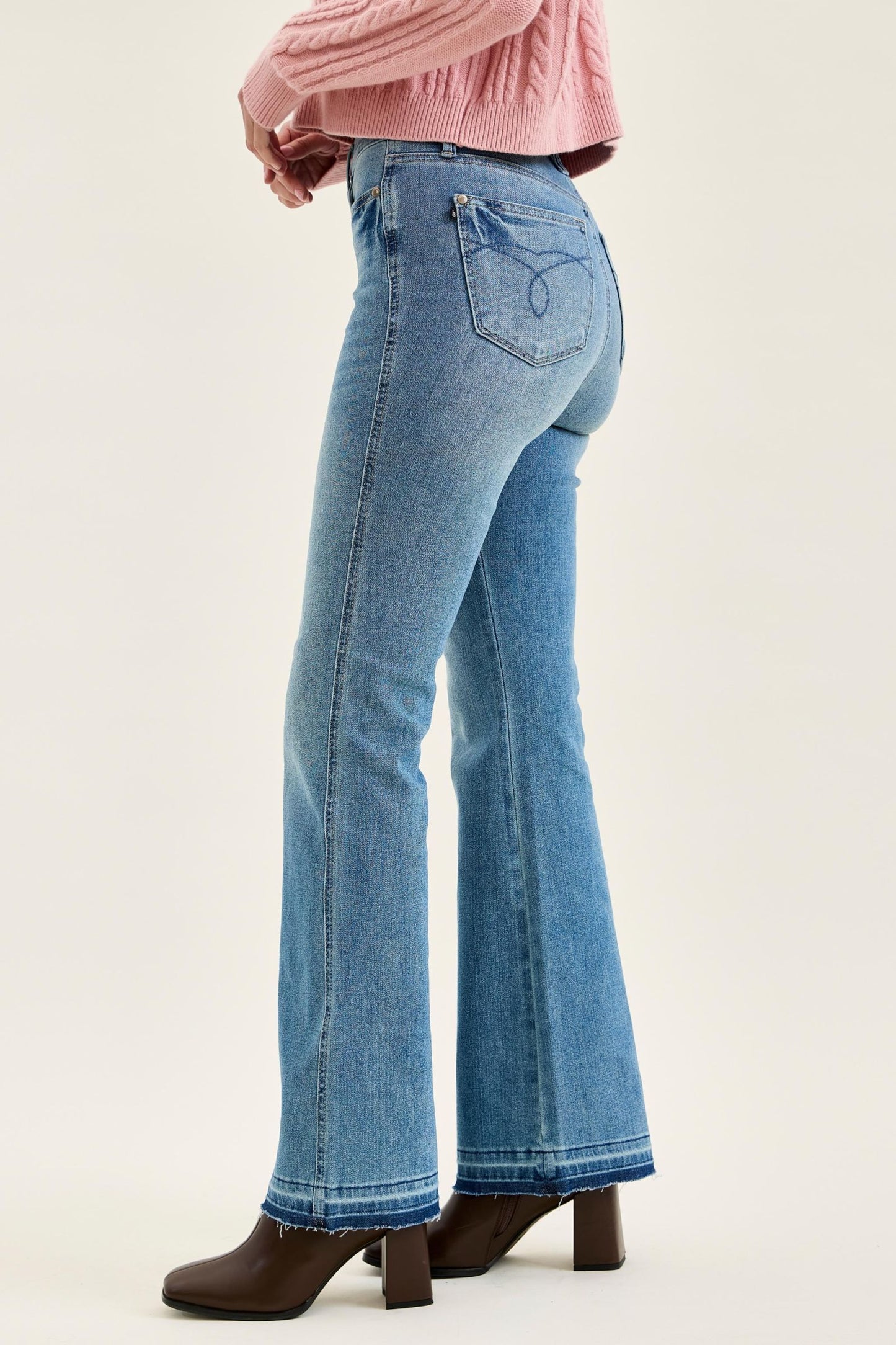 JUDY BLUE MIDRISE SLIM BOOTCUT TUMMY CONTROL RELEASE HEM JEANS - MEDIUM STONE