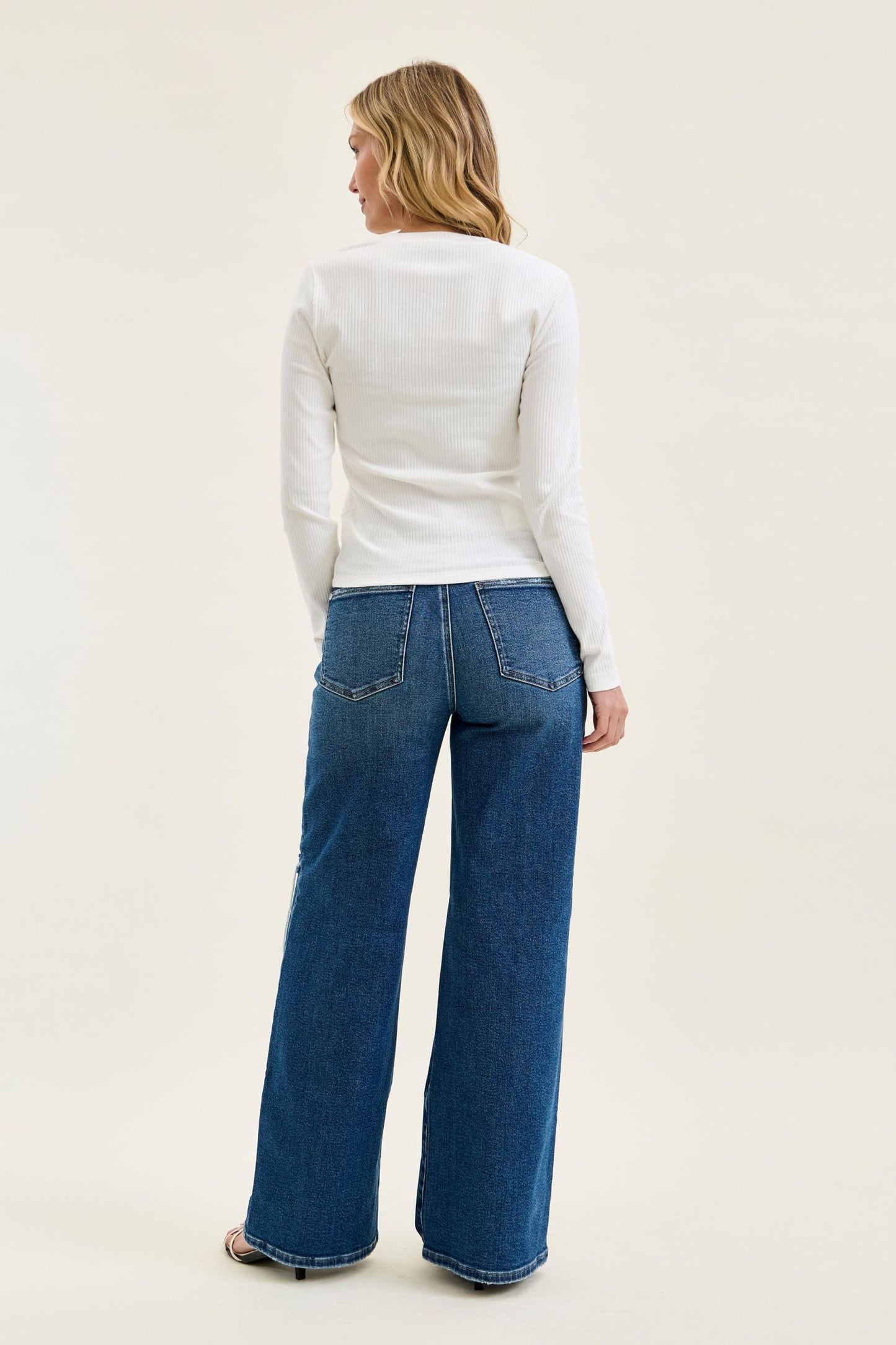 JUDY BLUE HIGH WAIST R.M. COLUMN STRAIGHT DESTRUCTED  ADJ WB TABS - MEDIUM STONE