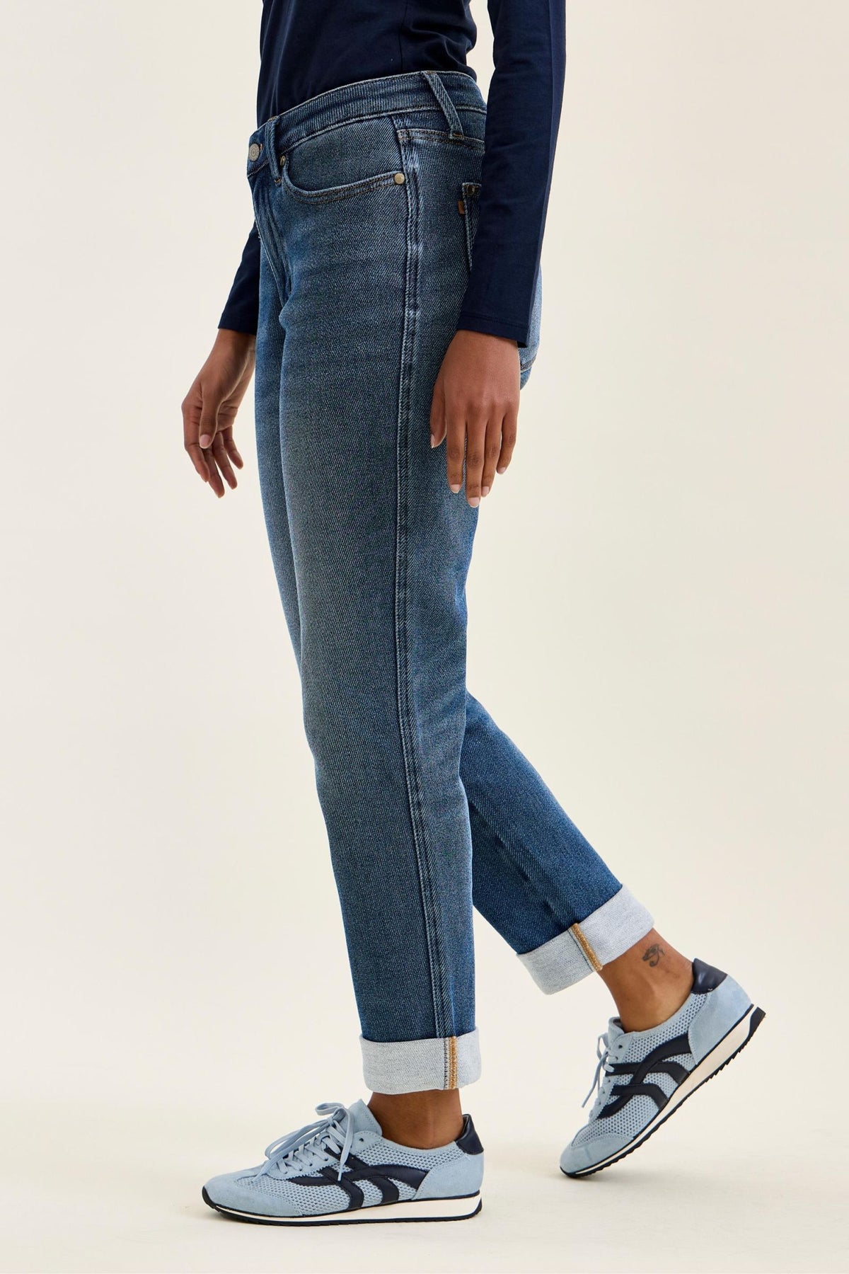 JUDY BLUE MID RISE BILLIE BOYFRIEND DARK COZY INDIGO JEANS