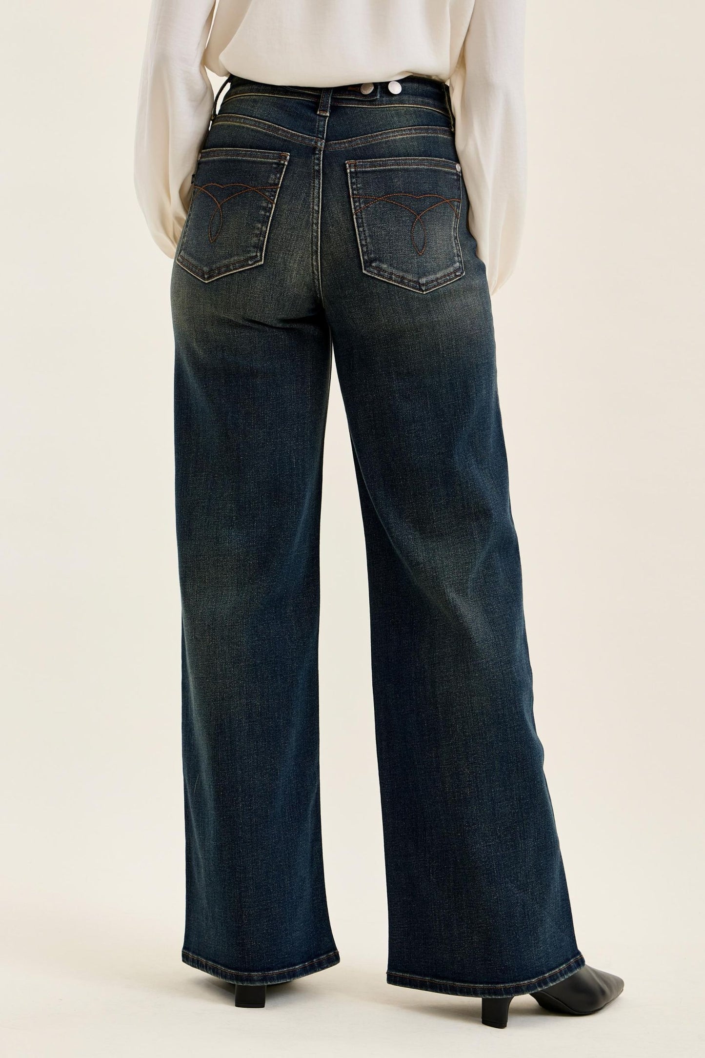 JUDY BLUE HIGH WAIST LUX RETRO WIDE ADJUSTABLE BACK WHISKEY NIGHT JEANS - DARK STONE