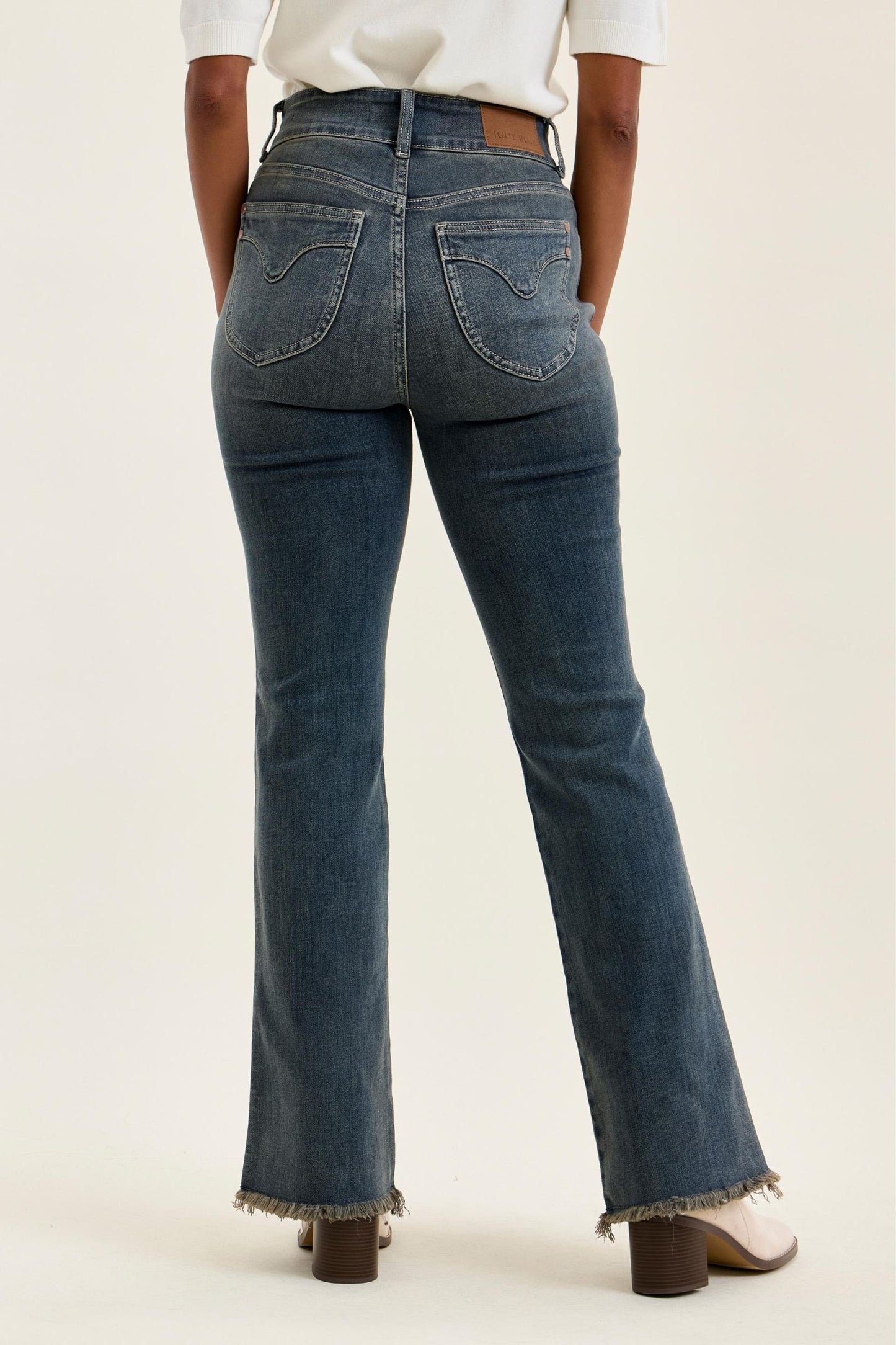 JUDY BLUE HIGH WAIST DAISY BOOT CUT W/ DBL BTTN MD VINTAGE GREY CAST