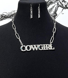 SILVER COWGIRL NECKLACE SET