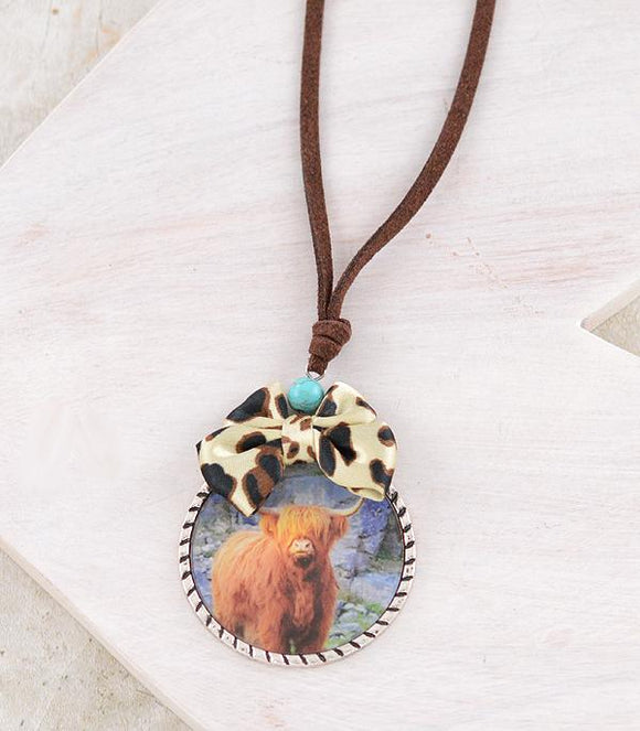 LEOPARD BOW HIGHLAND COW NECKLACE