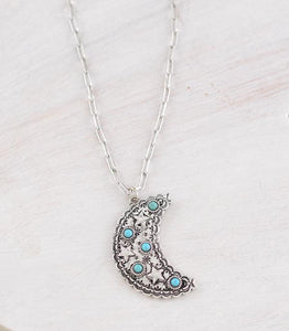 WESTERN CRESCENT MOON PENDANT NECKLACE