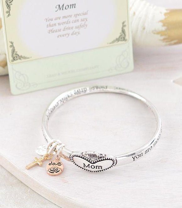 MOM TWIST BANGLE BRACELET