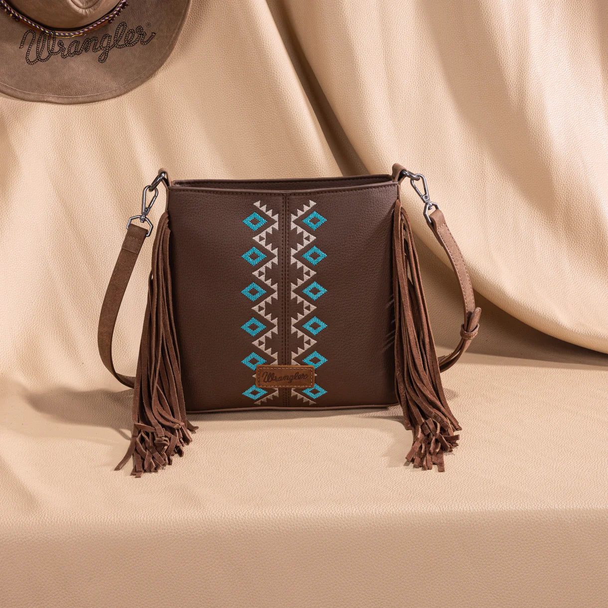 WRANGLER AZTEC EMBROIDERED CROSSBODY BAG - BROWN