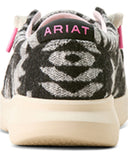 ARIAT WOMENS HILO BLACK & WHITE FLANNEL BLANKET SHOES