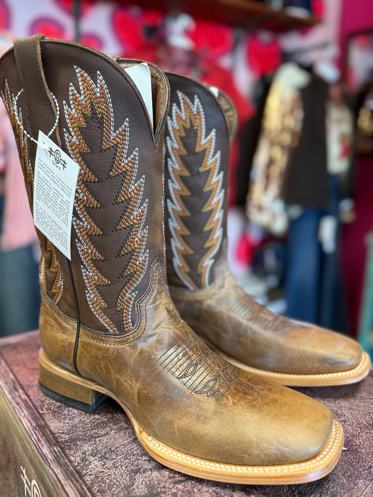 CIRCLE G MENS BROWN EMBROIDERY SQUARE TOE WESTERN BOOT - L6312