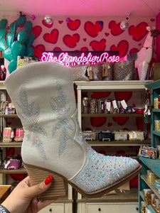 VERY G LUX CREAM ANKLE RHINESTONE WESTERN BOOTS