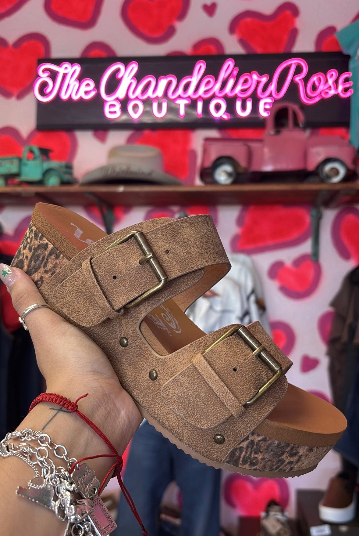 VERY G CHARLOTTE TAN LEOPARD WEDGE