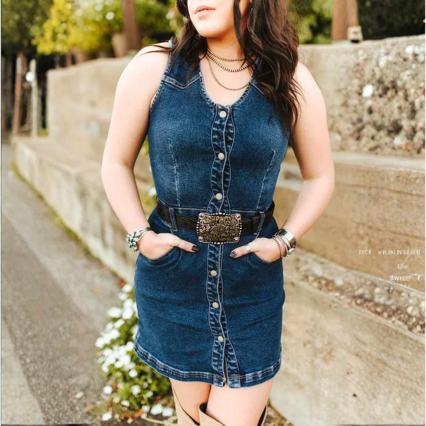 DARK WASH STRETCH DENIM WESTERN YOKE BUTTON DOWN DRESS