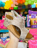 VERY G WOMEN'S ISABELLA WEDGE - CREAM