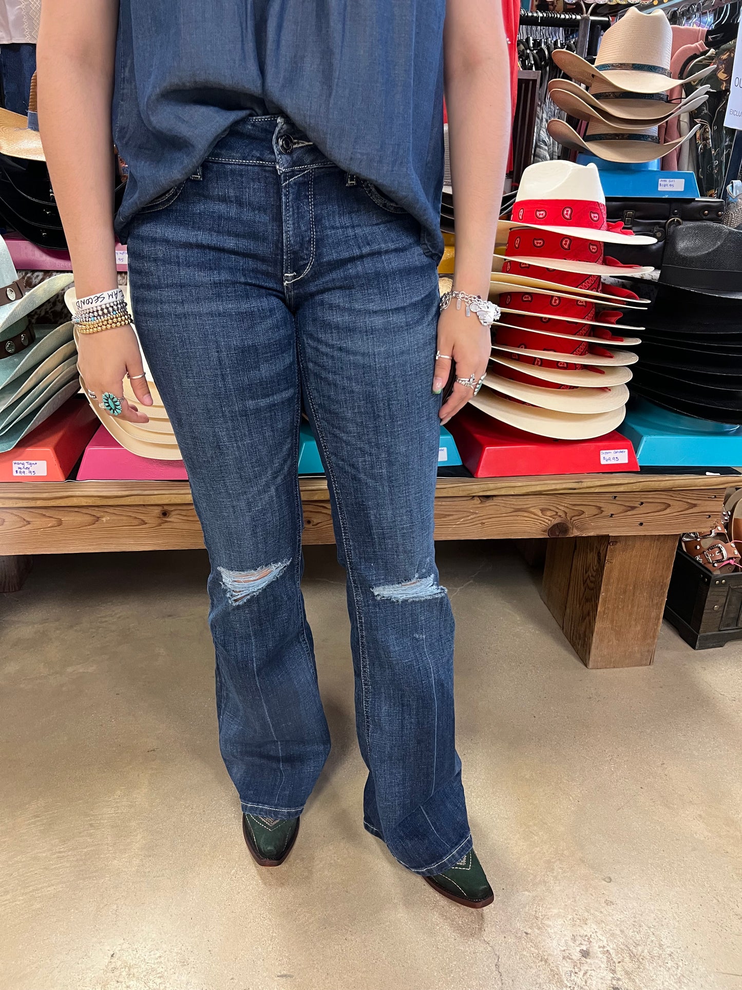 ARIAT WOMEN'S PERFECT RISE CHRISTINE FLARE WITH KNEE DESTROY JEANS - SIREN