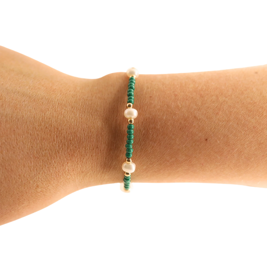 Beaded Blondes Dark Green Pearl 6.75" Bracelet