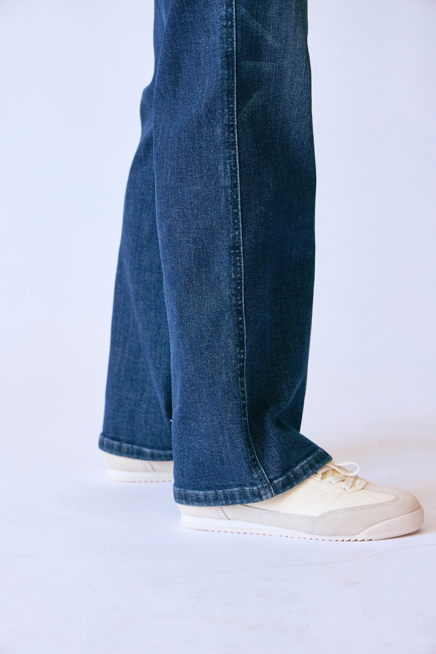 JUDY BLUE MID RISE PETITE TUMMY CONTROL CLASSIC STRAIGHT JEAN - DARK STONE
