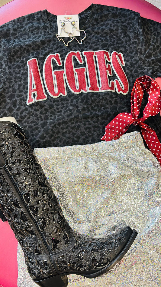 AGGIES BLACK LEOPARD TEE - SILVER AND MAROON GLITTER PUFF