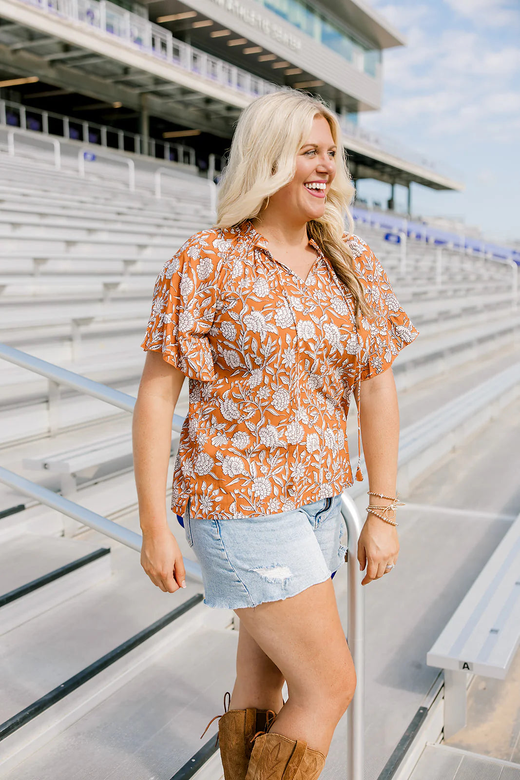 THE BELL TOP - BURNT ORANGE FLORAL
