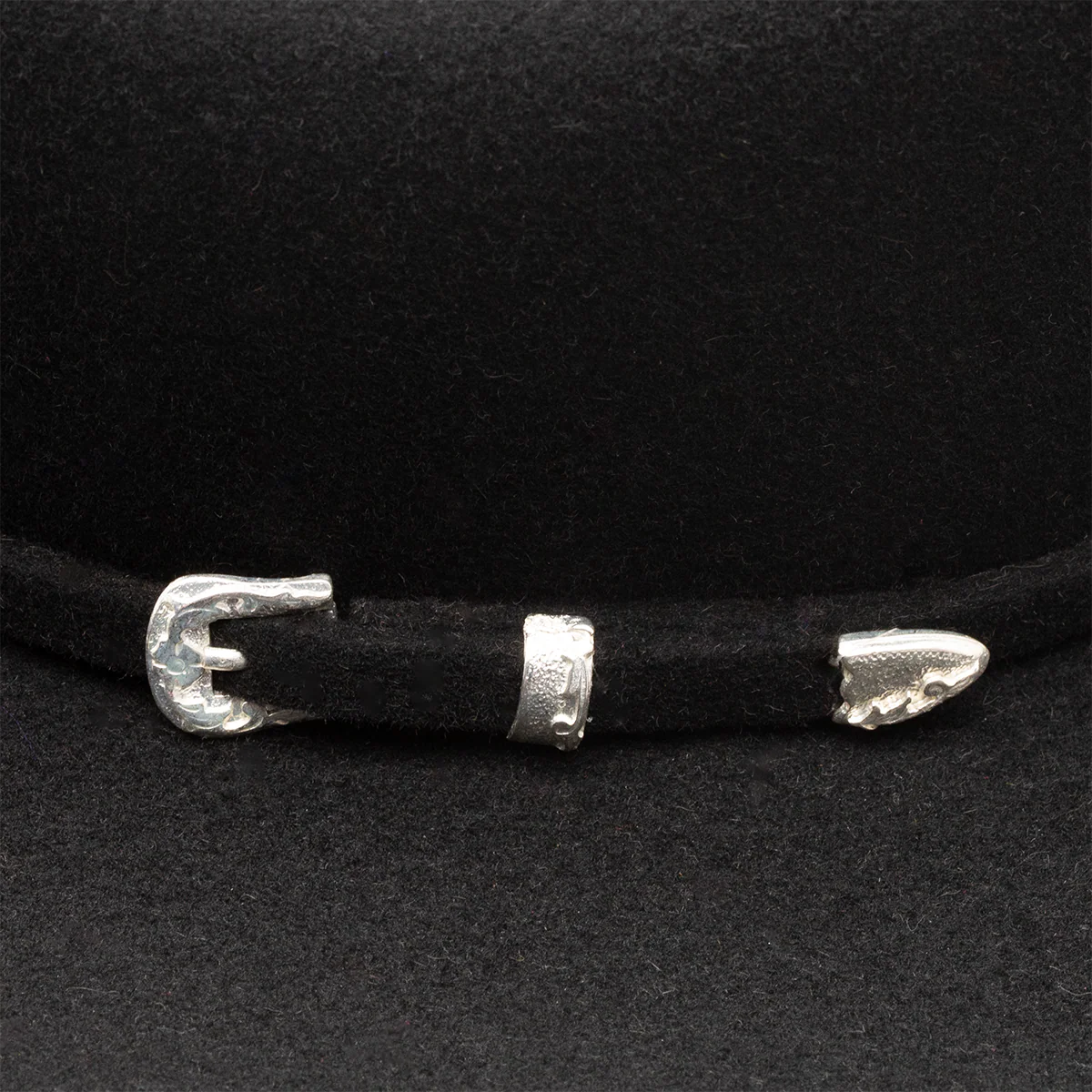 THE COWGIRL HAT BY CHARLIE 1 HORSE  4 5/8 CROWN- BLACK