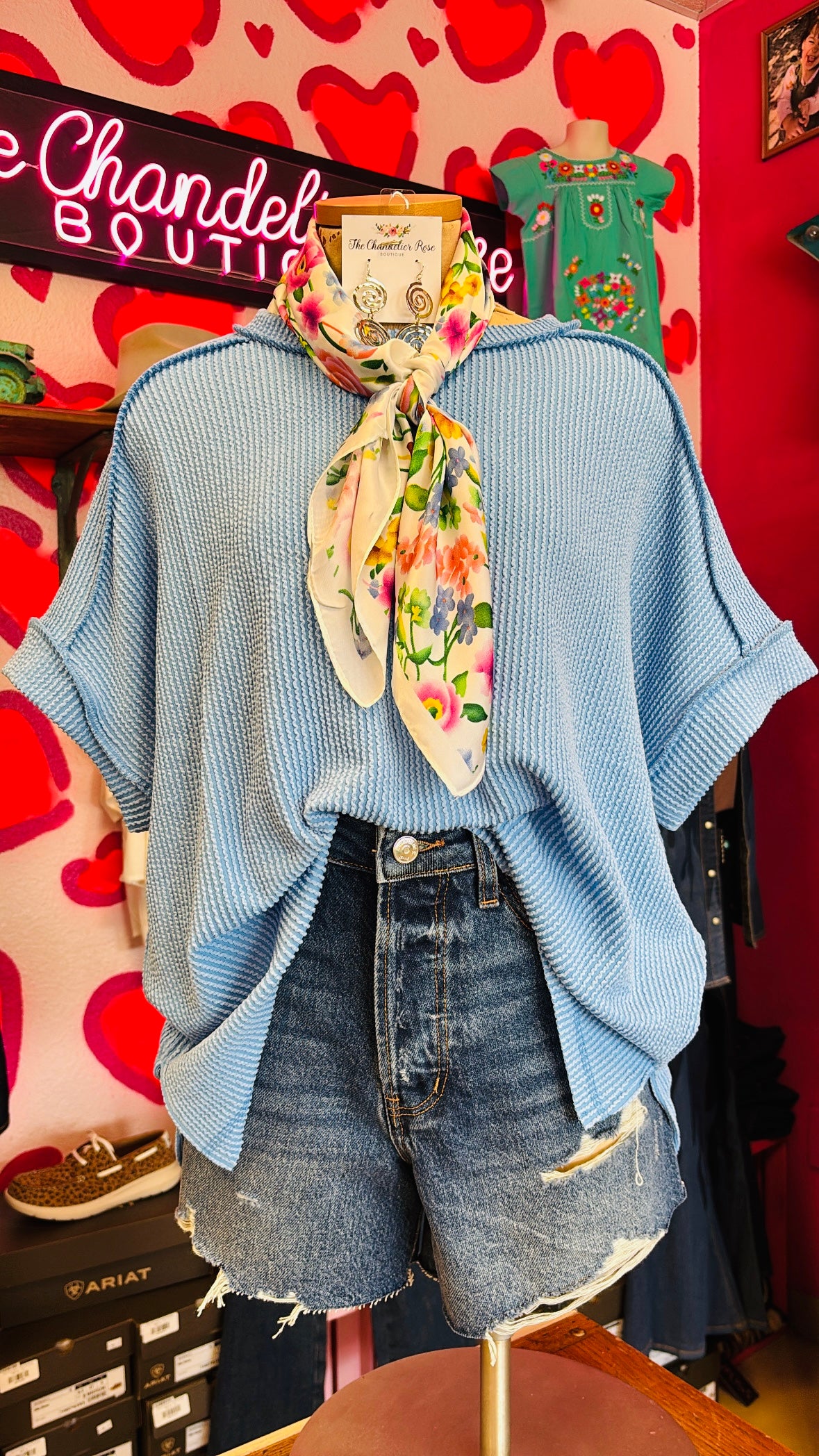 RAISED RIB CUFF SLEEVE RAW EDGE TOP - SKY BLUE