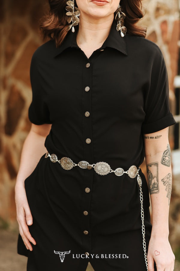 BLACK BUTTON DOWN SHORT SLEEVE CONCHO BUTTON DOWN DRESS