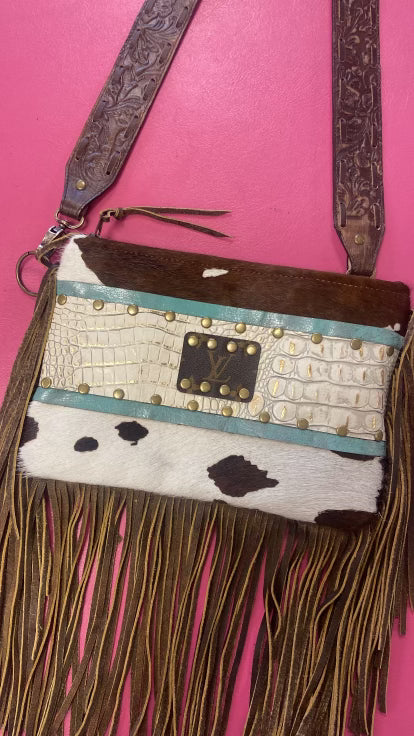 BROWN FRINGE BROWN COWPRINT UPCYCLED BAG - WHITE SCALE FRONT