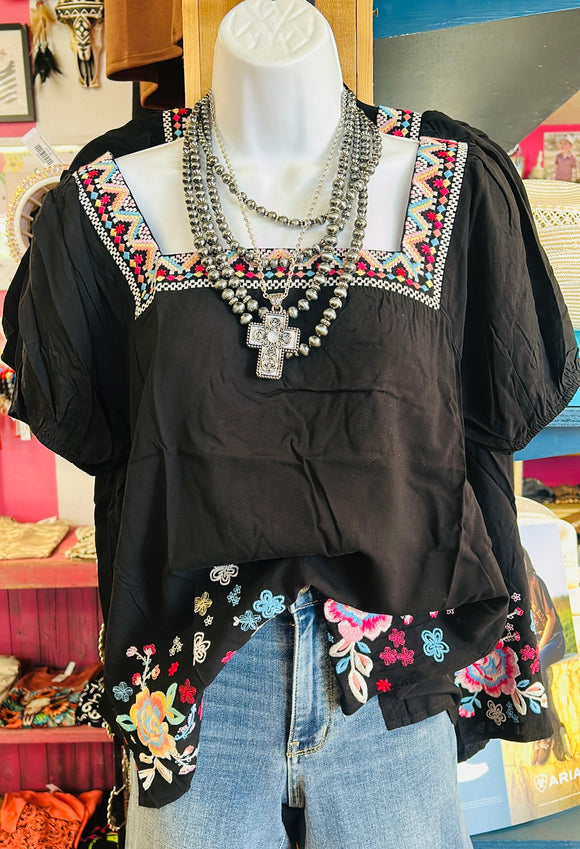 SQUARE NECKLINE EMBROIDERY TOP - BLACK