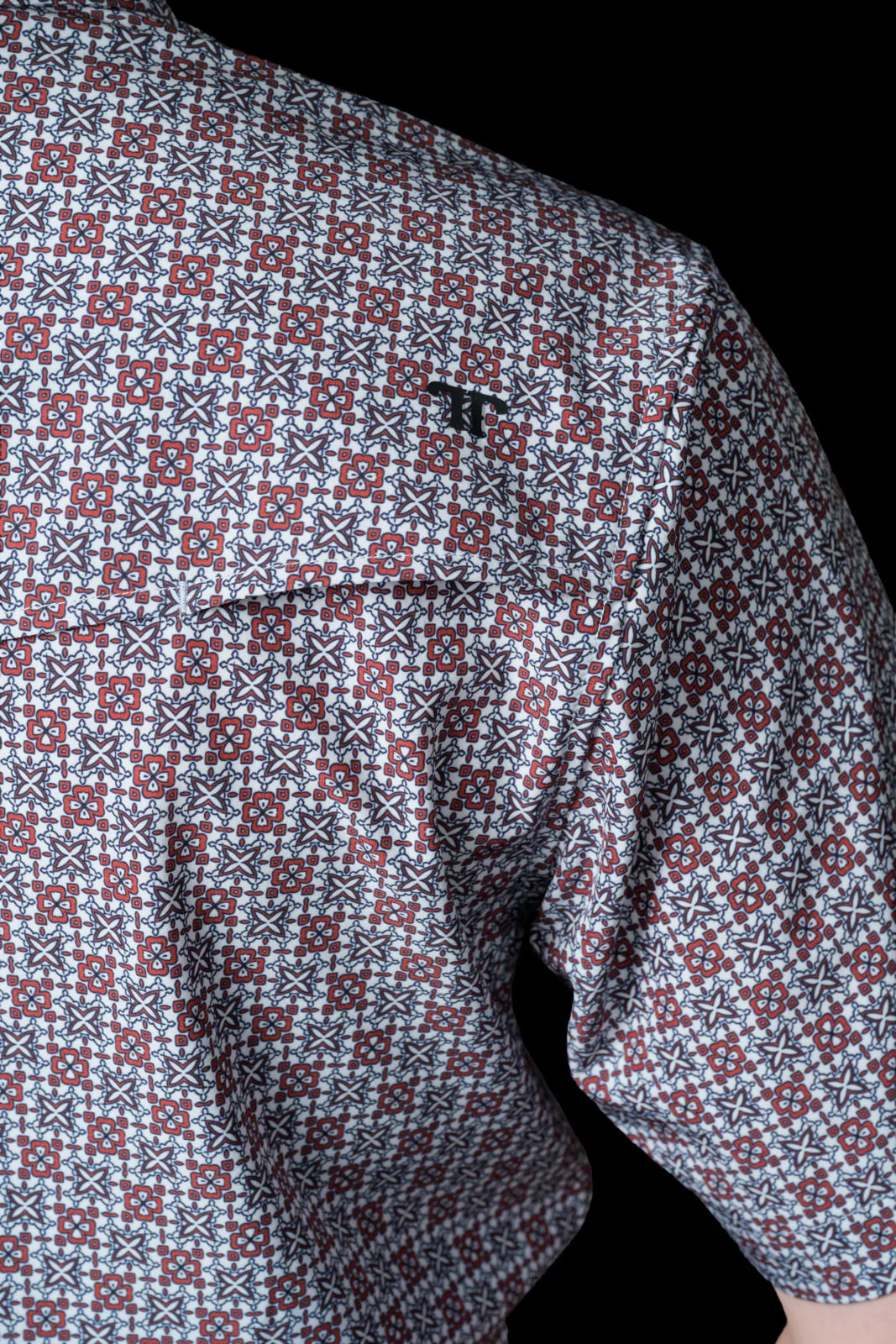 FERRELL MEN'S THE COLTON IN RED - SHORT SLEEVE SNAP