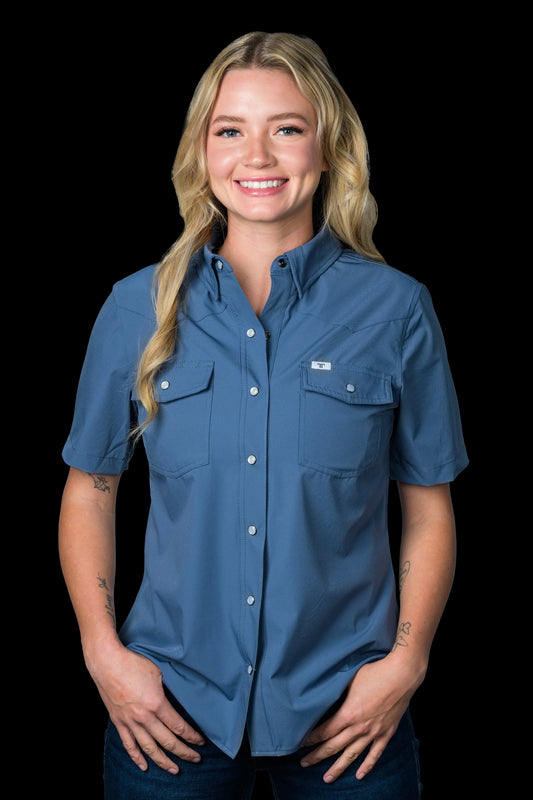 FERRELL WOMEN'S CORE BLUE SHORT SLEEVE SNAP SHIRT