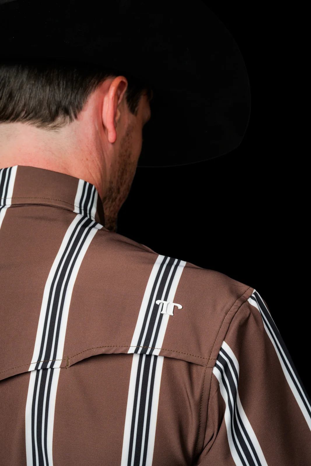 FERRELL MEN'S THE HATFIELD SHORT SLEEVE PEARL SNAP SHIRT IN BROWN