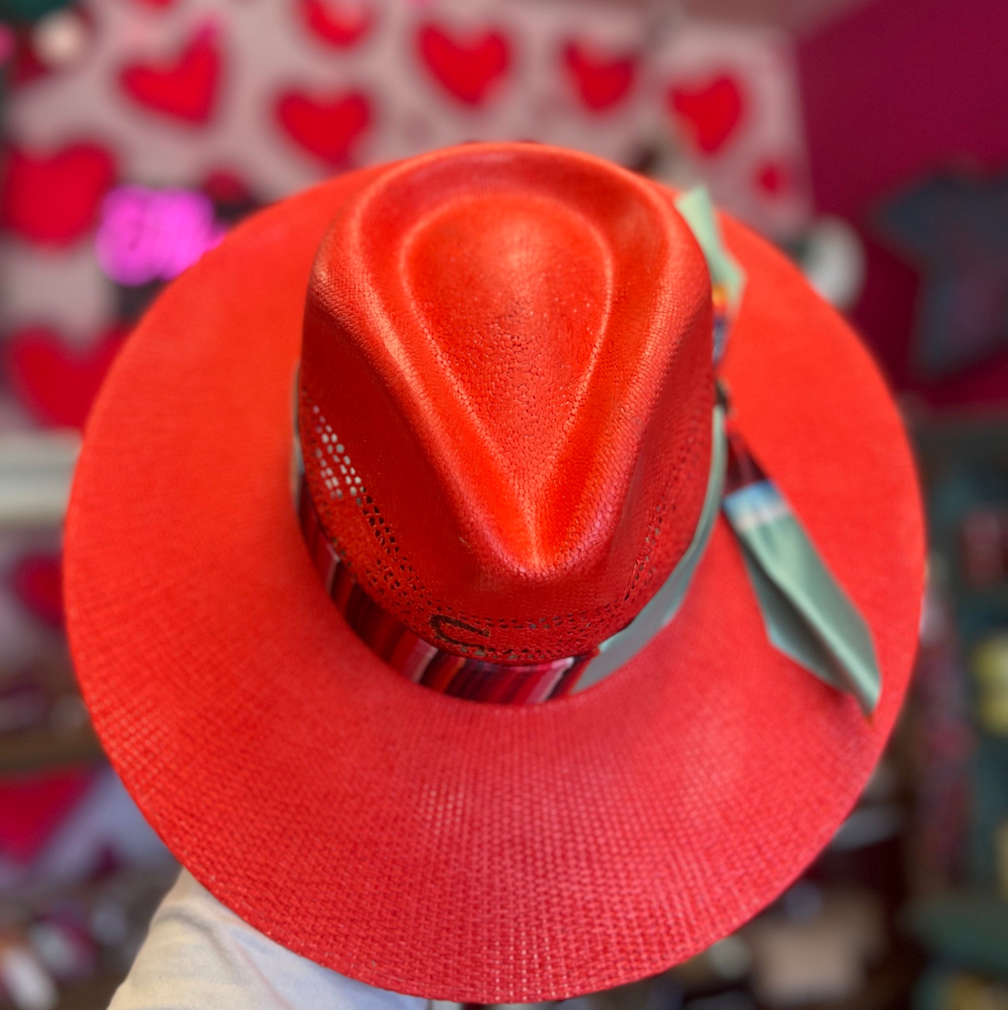 CHARLIE 1 HORSE SUMMER SERAPE STRAW HAT – The Chandelier  display picture 1