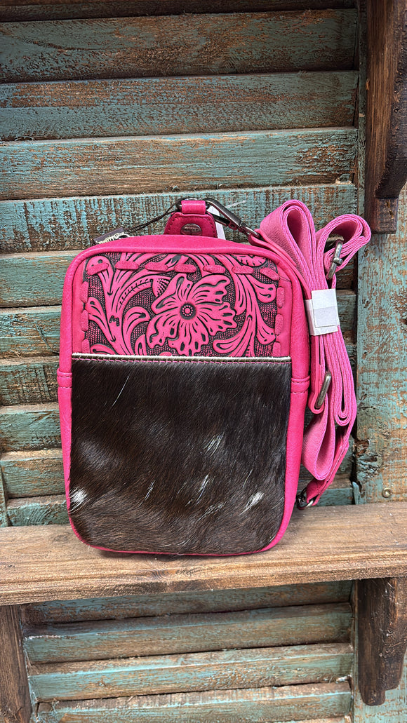 TRINITY RANCH HAIR-ON COWHIDE SLING BAG - DARK HAIR