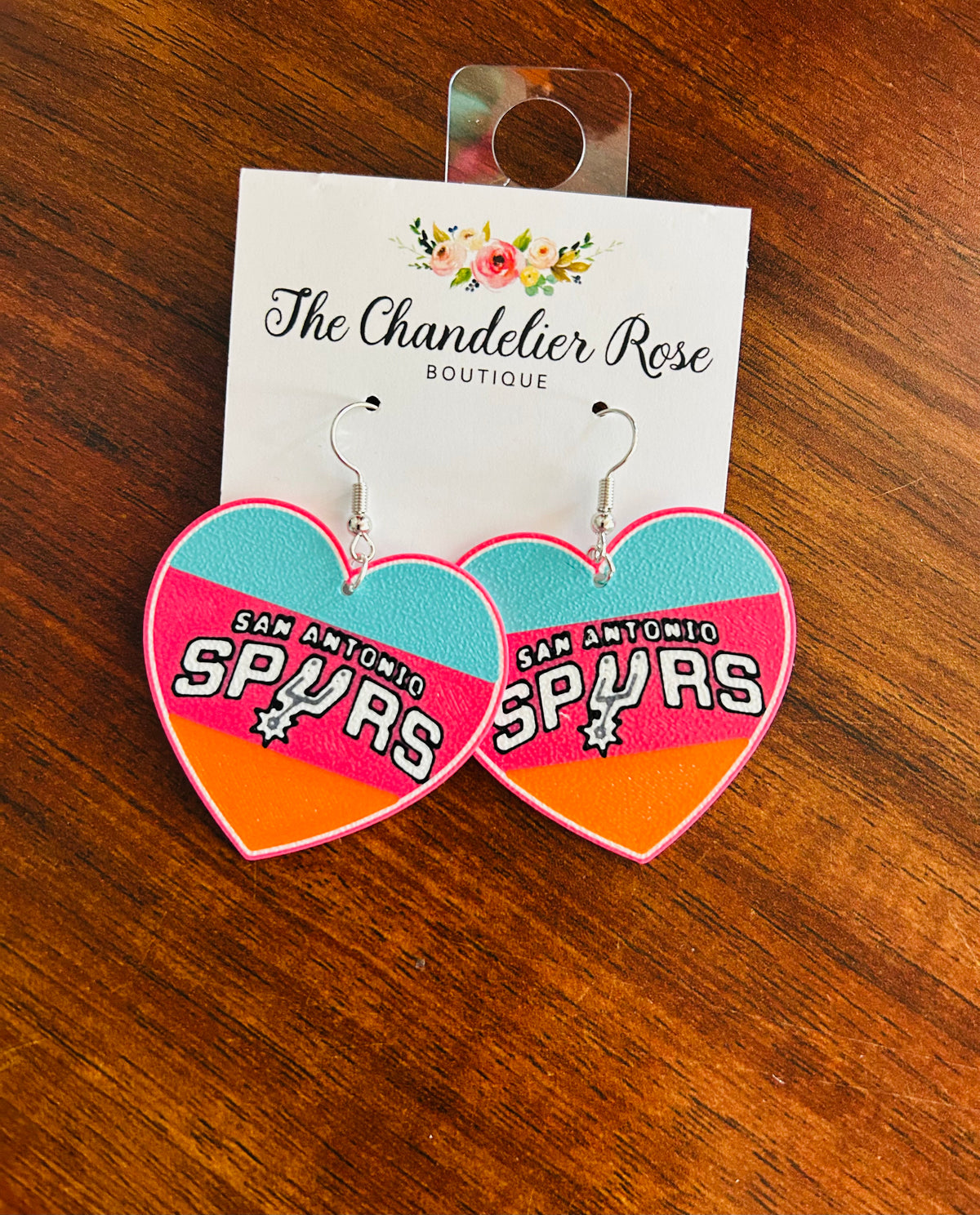 RETRO HEART EARRINGS