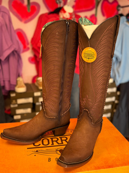 CORRAL WOMEN'S BROWN EMBROIDERY & WOVEN METALLIC WELT TALL TOP CORRAL WOMEN'S BROWN EMBROIDERY & WOVEN METALLIC WELT TALL TOP