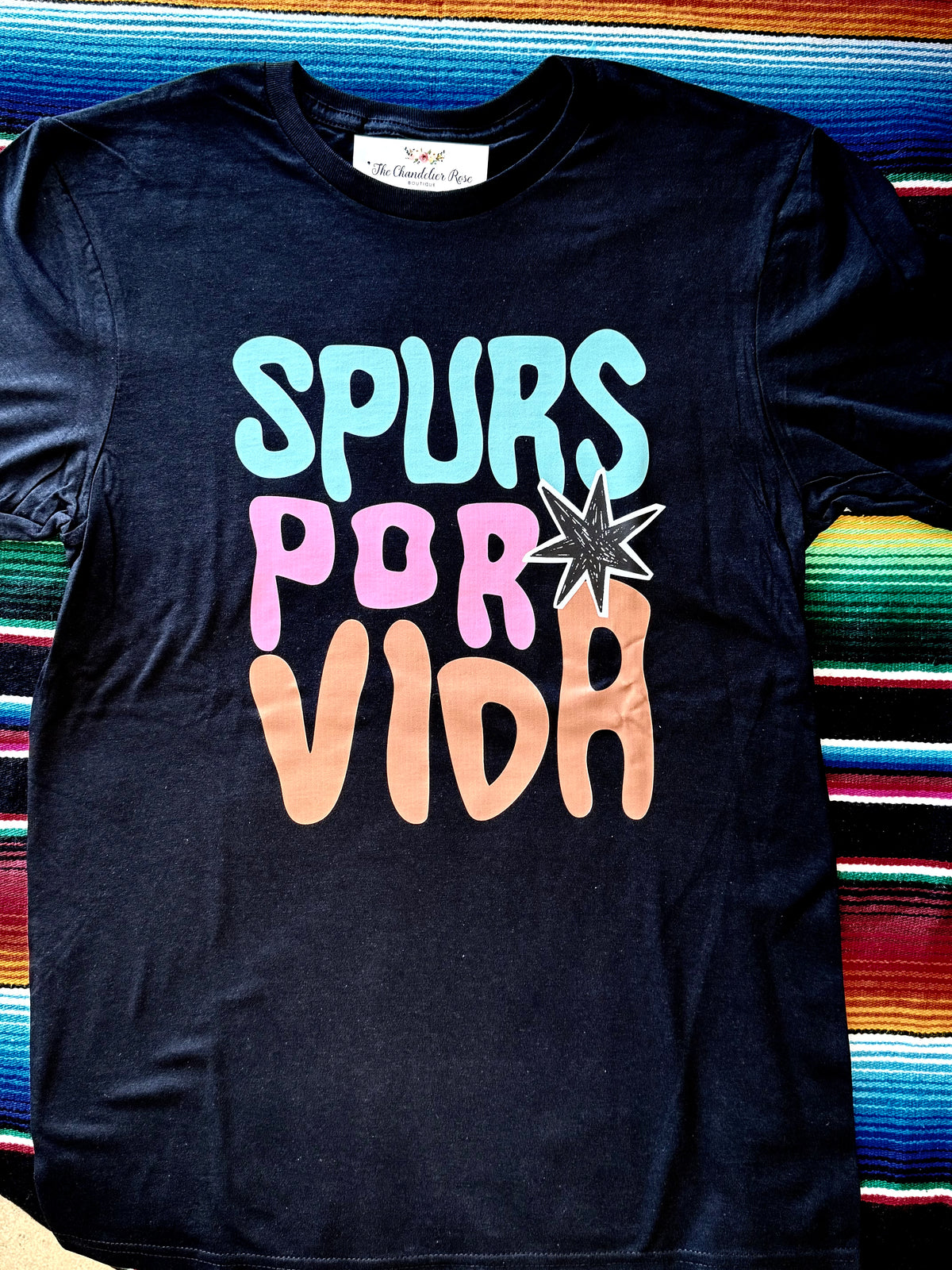 POR VIDA SPURS TEE - BLACK