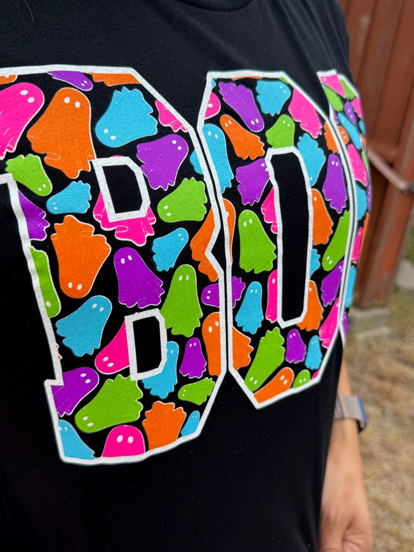 BOO WITH COLORFUL GHOSTS TEE - BLACK