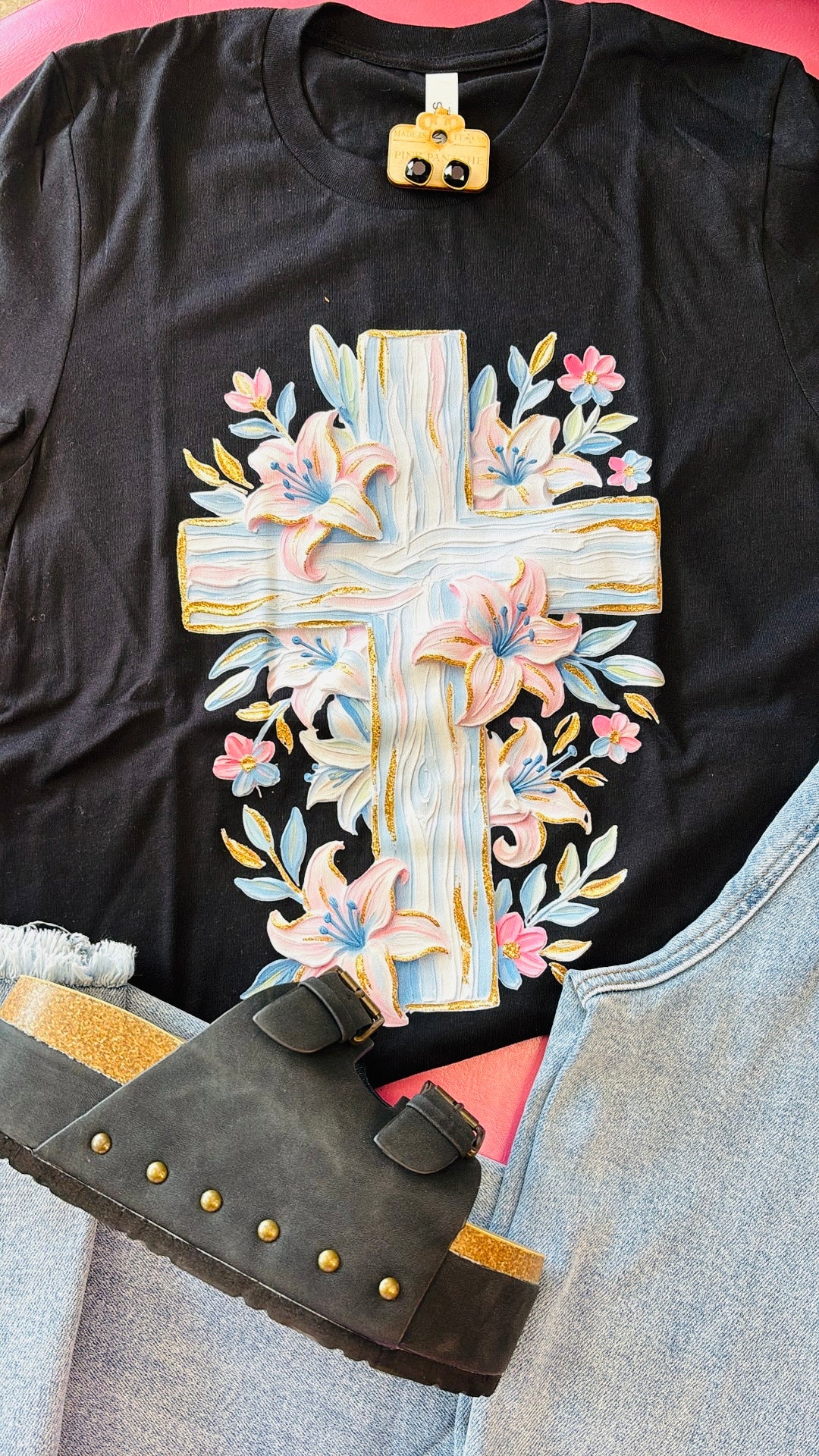 PASTEL FLORAL CROSS TEE - BLACK