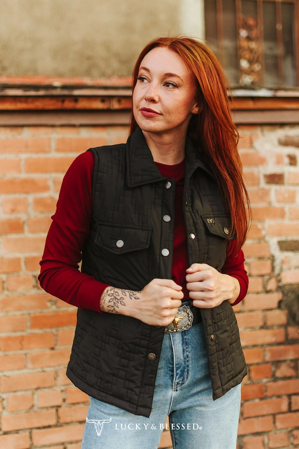 SOLID BLACK QULITED VEST