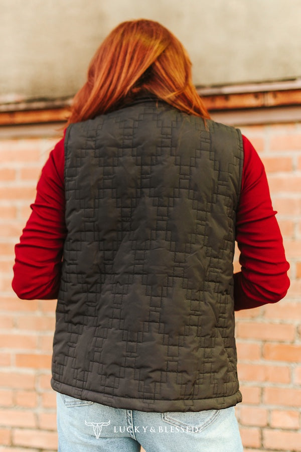 SOLID BLACK QULITED VEST