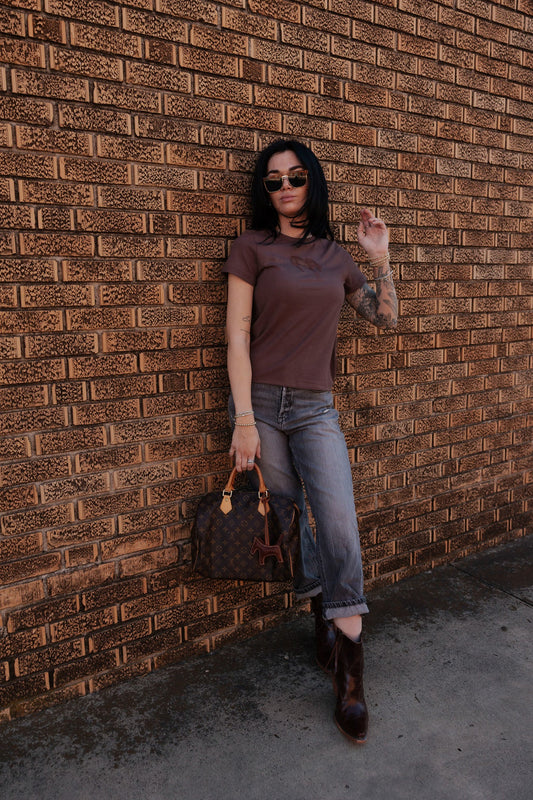 BUCK OUT CUT OUT SHORT SLEEVE TOP - CHOCOLATE